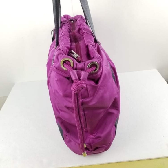 Lululemon Travelling Run Ways Duffel Bag Regal - Picture 10 of 14